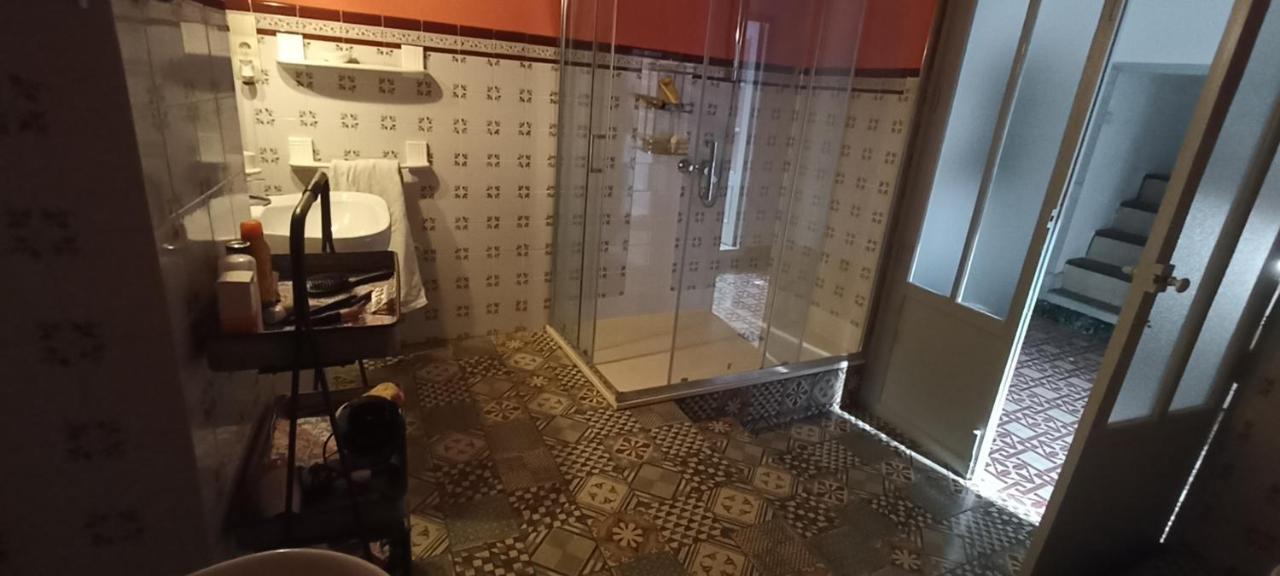 לינה וארוחת בוקר גאנדיה Casa Artistica מראה חיצוני תמונה