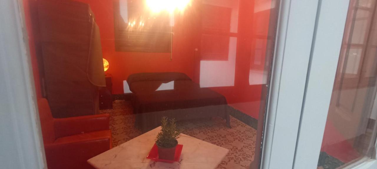 לינה וארוחת בוקר גאנדיה Casa Artistica מראה חיצוני תמונה