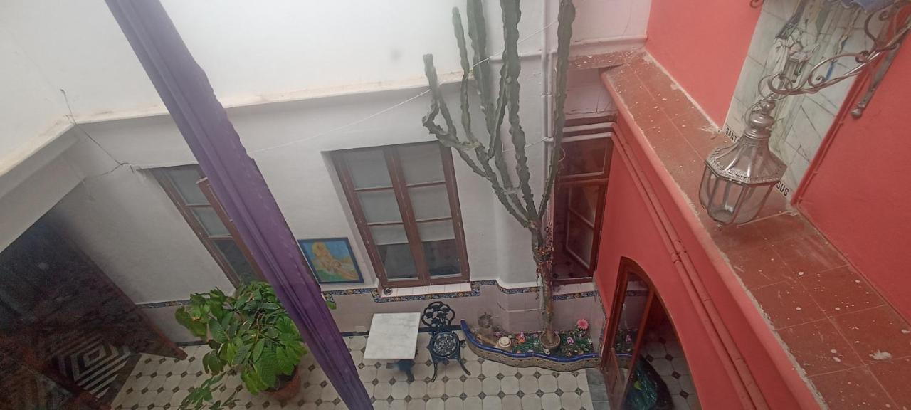 לינה וארוחת בוקר גאנדיה Casa Artistica מראה חיצוני תמונה